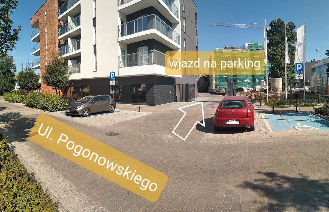 Apartament Manufaktura Centrum Z Klimatyzacja Lodz  Luaran gambar