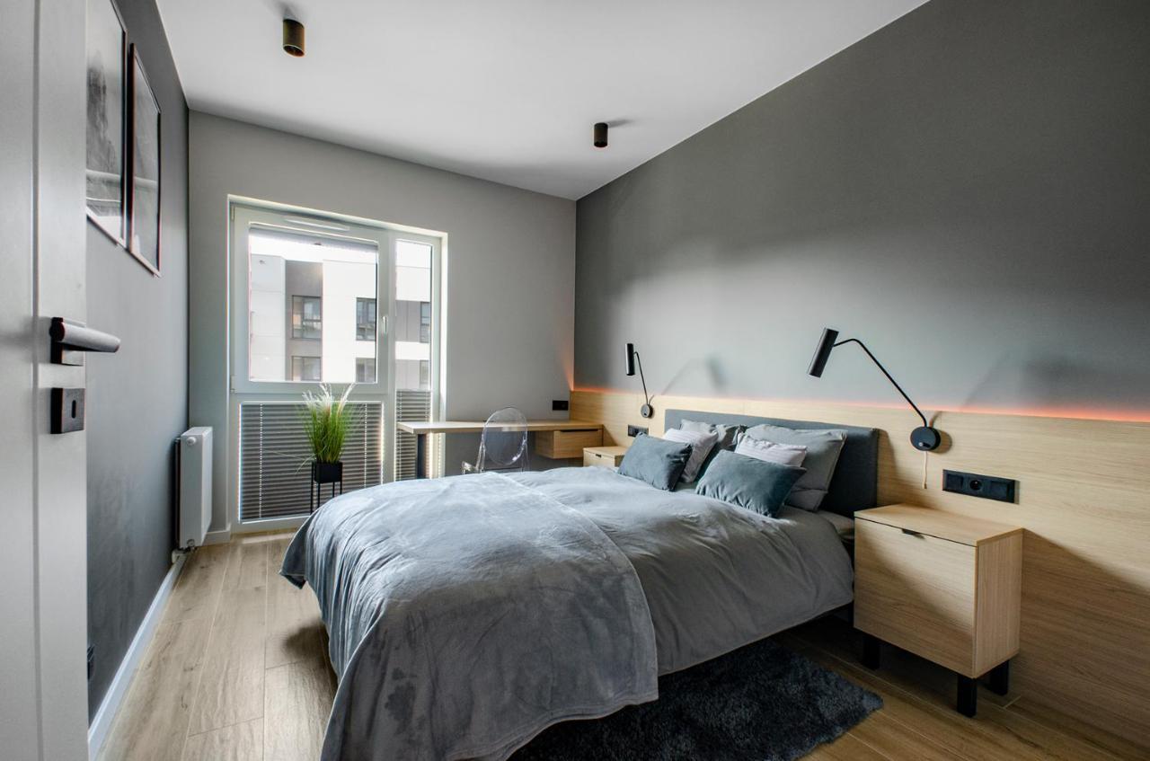 Apartament Manufaktura Centrum Z Klimatyzacja Lodz  Luaran gambar