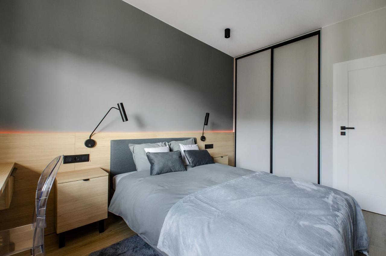 Apartament Manufaktura Centrum Z Klimatyzacja Lodz  Luaran gambar