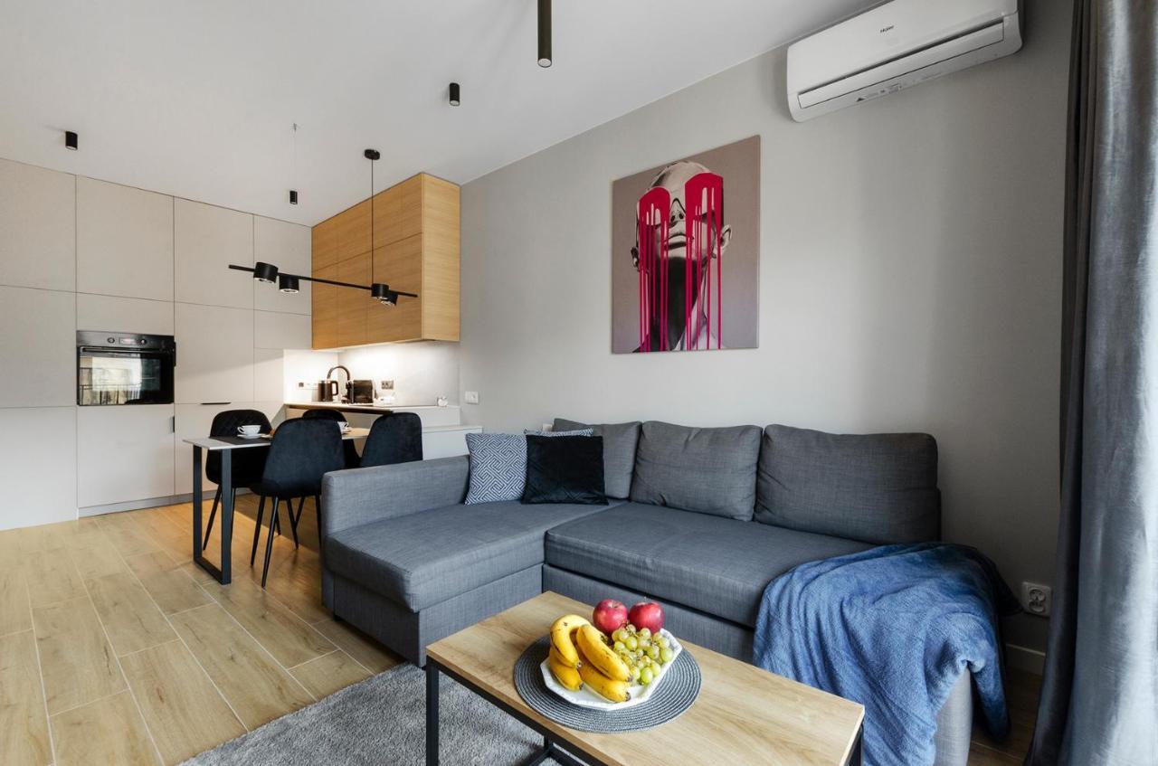 Apartament Manufaktura Centrum Z Klimatyzacja Lodz  Luaran gambar