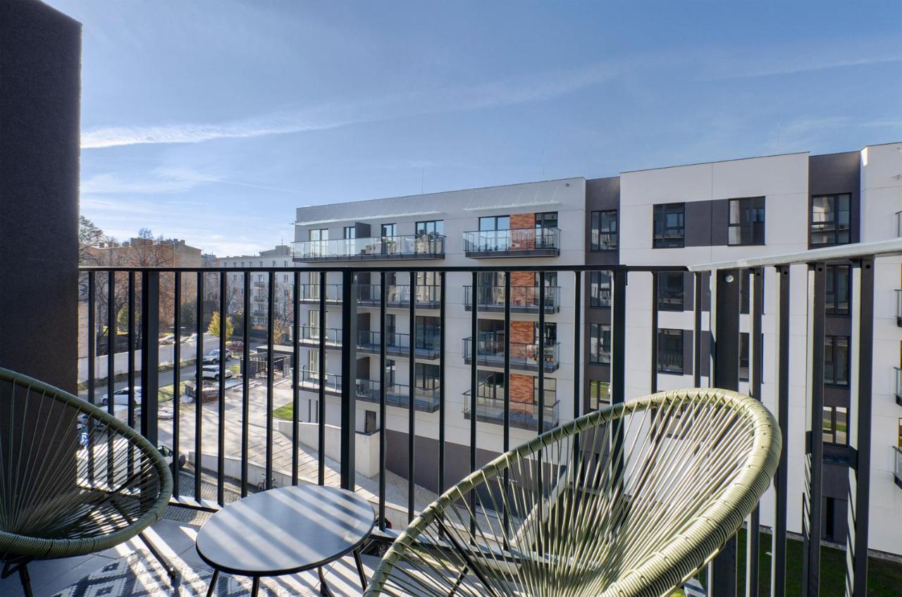 Apartament Manufaktura Centrum Z Klimatyzacja Lodz  Luaran gambar